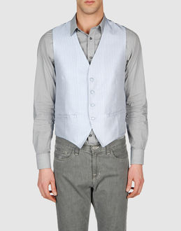 VICTORIO & LUCCHINO - ABITI - Gilet - su YOOX.COM