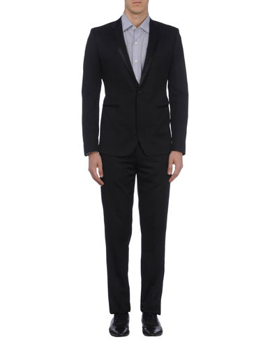 ZOOM BRIAN DALES - Suit