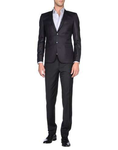 ZOOM BRIAN DALES - Suit
