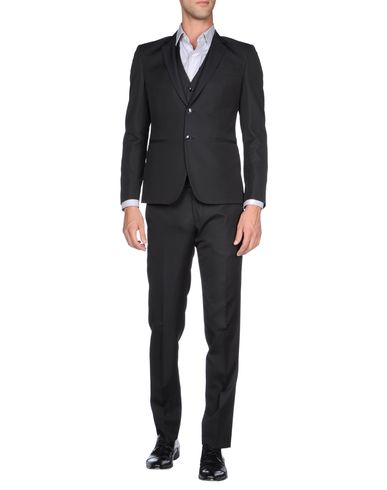 ZOOM BRIAN DALES - Suit