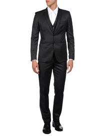 BRIAN DALES - Suits