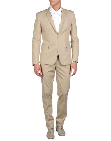 ZOOM BRIAN DALES - Suit