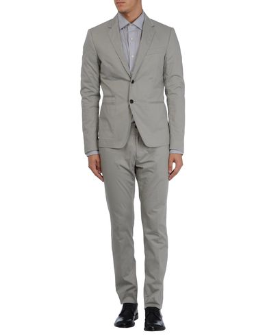 ZOOM MAURO GRIFONI - Suits