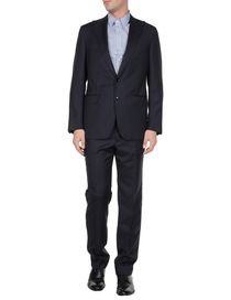 MASSACRI - Suits