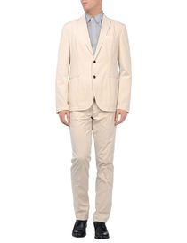 RODA - Suit