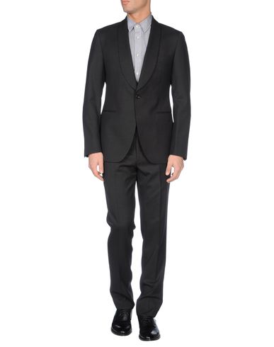 ZOOM BRIAN DALES - Suit