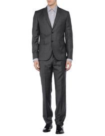 PENNESI - Suits