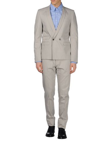 ZOOM LES HOMMES - Suit