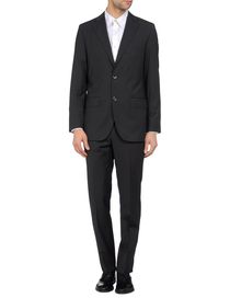 L.B.M. 1911 - Suit