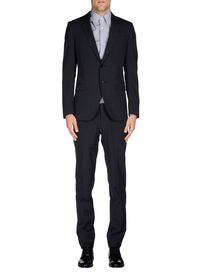 CARUSO - Suits
