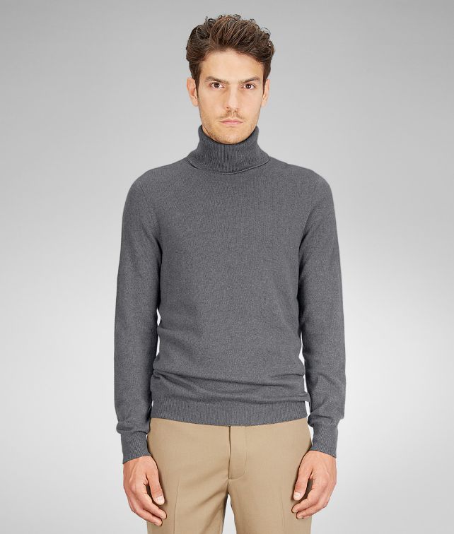 BOTTEGA VENETA Rollkragenpullover aus weichem Kaschmir Ardoise Melange
Strickwaren U fp