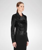 Bottega Veneta® Jacke aus glänzendem Lammfell Nero Bottega Veneta® Jacke aus glänzendem Lammfell Nero