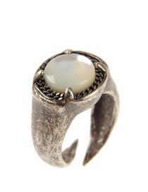 WHITE VALENTINE - Ring