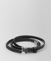 Bottega Veneta® Armband aus oxidiertem Silber und Leder Bottega Veneta® Armband aus oxidiertem Silber und Leder