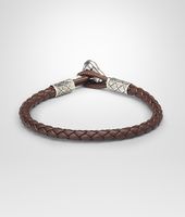 Bottega Veneta® Armband aus oxidiertem Silber und Nappaleder Intrecciato Ebano Bottega Veneta® Armband aus oxidiertem Silber und Nappaleder Intrecciato Ebano
