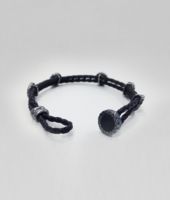 Bottega Veneta® ARMBAND AUS OXIDIERTEM SILBER UND EMAILLE INTRECCIATO NERO Bottega Veneta® ARMBAND AUS OXIDIERTEM SILBER UND EMAILLE INTRECCIATO NERO