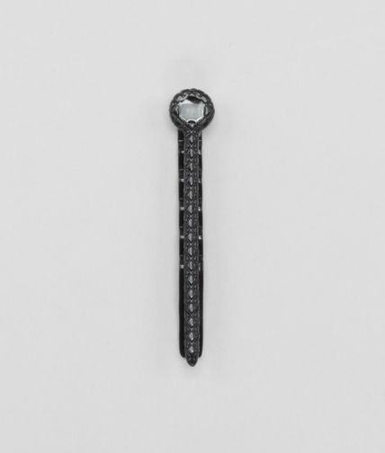 BOTTEGA VENETA - INTRECCIATO OXYDIZED SVANITO SILVER ENAMEL TIE CLIP