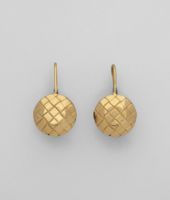 Bottega Veneta® ORO GIALLO INTRECCIATO BURNISHED SILVER Earring Bottega Veneta® ORO GIALLO INTRECCIATO BURNISHED SILVER Earring