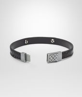 Bottega Veneta® ARMBAND AUS OXIDIERTEM SILBER UND INTRECCIATO-LEDER NERO Bottega Veneta® ARMBAND AUS OXIDIERTEM SILBER UND INTRECCIATO-LEDER NERO