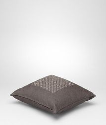 Pillow and blanketLivingLinenGrey Bottega Veneta®