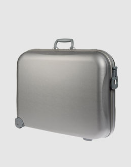  Todays Coveted Working Look: Luggage To Carry, Not to Lug