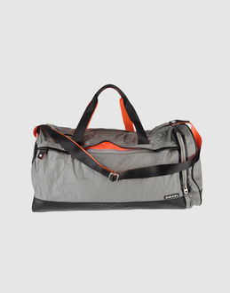 DIESEL - VALIGERIA - Borsoni - su YOOX.COM