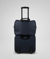 Bottega Veneta® Marcopolo Umhängetasche Dark Navy
Bottega Veneta® Marcopolo Umhängetasche Dark Navy