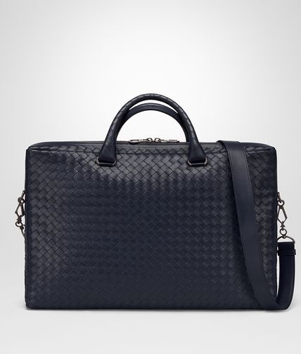 BOTTEGA VENETA - AKTENTASCHE AUS LEICHTEM KALBSLEDER INTRECCIATO PRUSSE