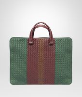 Bottega Veneta® AKTENTASCHE AUS CLUB FUMÉ INTRECCIATO EMERALD GREEN, AUBERGINE UND EDOARDO Bottega Veneta® AKTENTASCHE AUS CLUB FUMÉ INTRECCIATO EMERALD GREEN, AUBERGINE UND EDOARDO