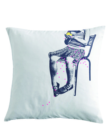 ZOOM LA CERISE SUR LE GATEAU - Pillow