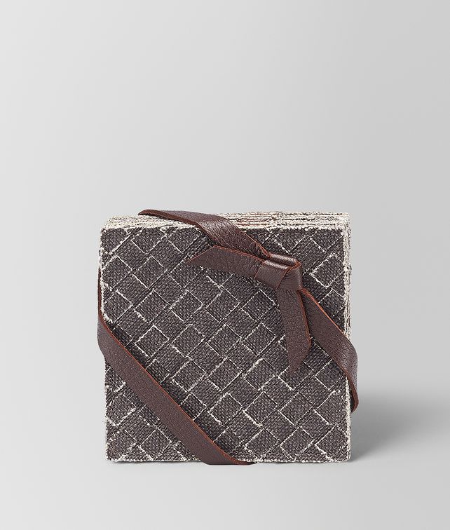 BOTTEGA VENETA COASTERS IN CARBONE INTRECCIATO LINEN Desk accessory E fp