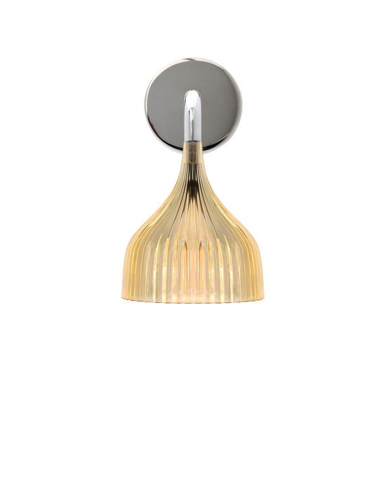 E' Wall Lamp