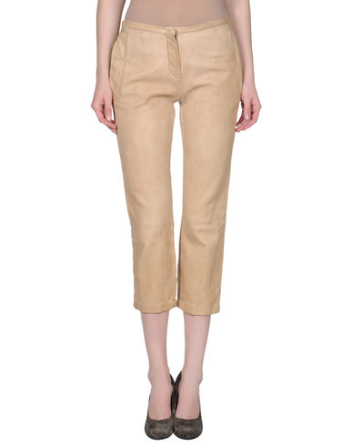 ZOOM COLLECTION PRIVĒE? - 3/4-length short