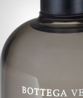Bottega Veneta® Shower Gel 200ml
Bottega Veneta® Shower Gel 200ml