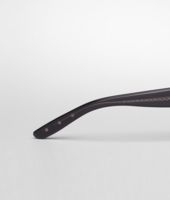 Bottega Veneta® Brille BV 229/S aus Acetat mit Schattierung
Bottega Veneta® Brille BV 229/S aus Acetat mit Schattierung