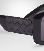 Bottega Veneta® Occhiali da sole BV 1000/S in Pelle e Acetato Bottega Veneta® Occhiali da sole BV 1000/S in Pelle e Acetato