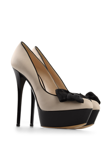 CASADEI - Closed toe