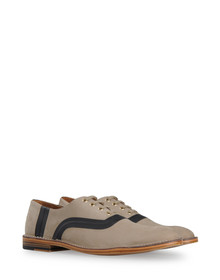 MARC JACOBS - Laced shoes