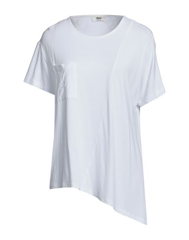 B.yu B. Yu Woman T-shirt White Size M Viscose, Elastane