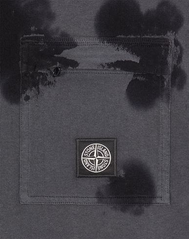 Stone island badge hot sale logo t shirt