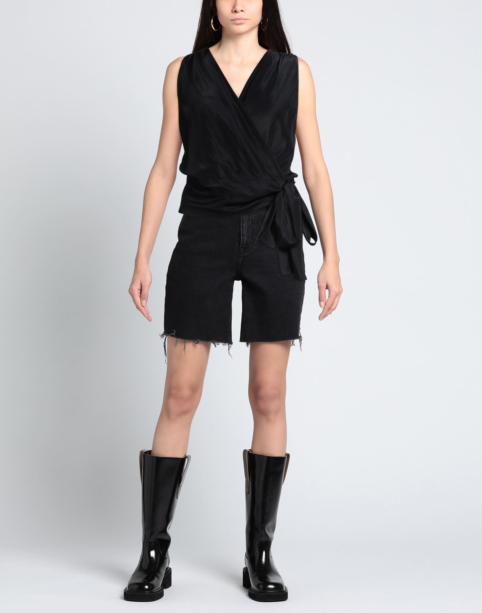  Boutique Moschino - Tops - Tops - On Yoox.com 