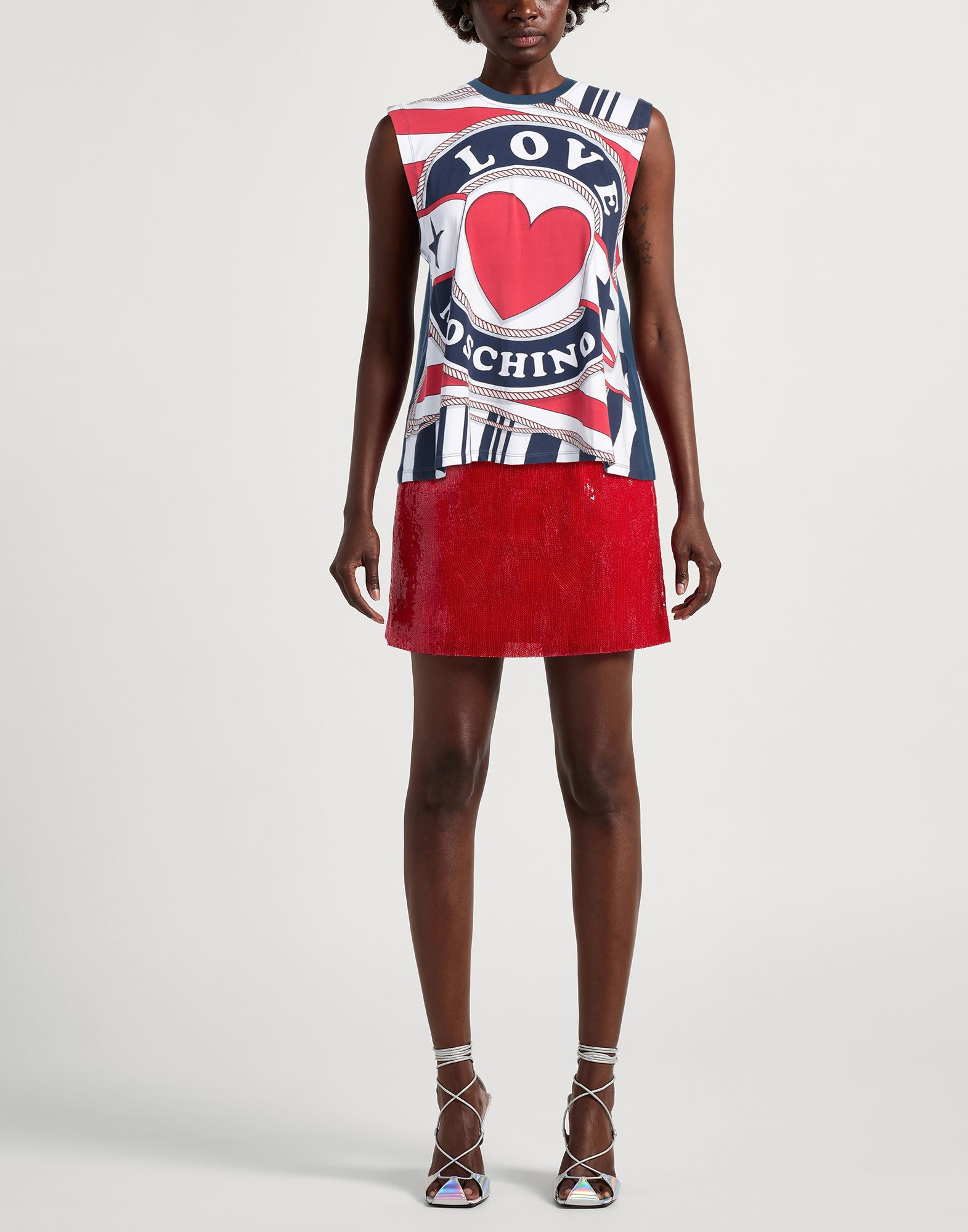  Love Moschino - Camisetas Y Tops - Tops - On Yoox.com 