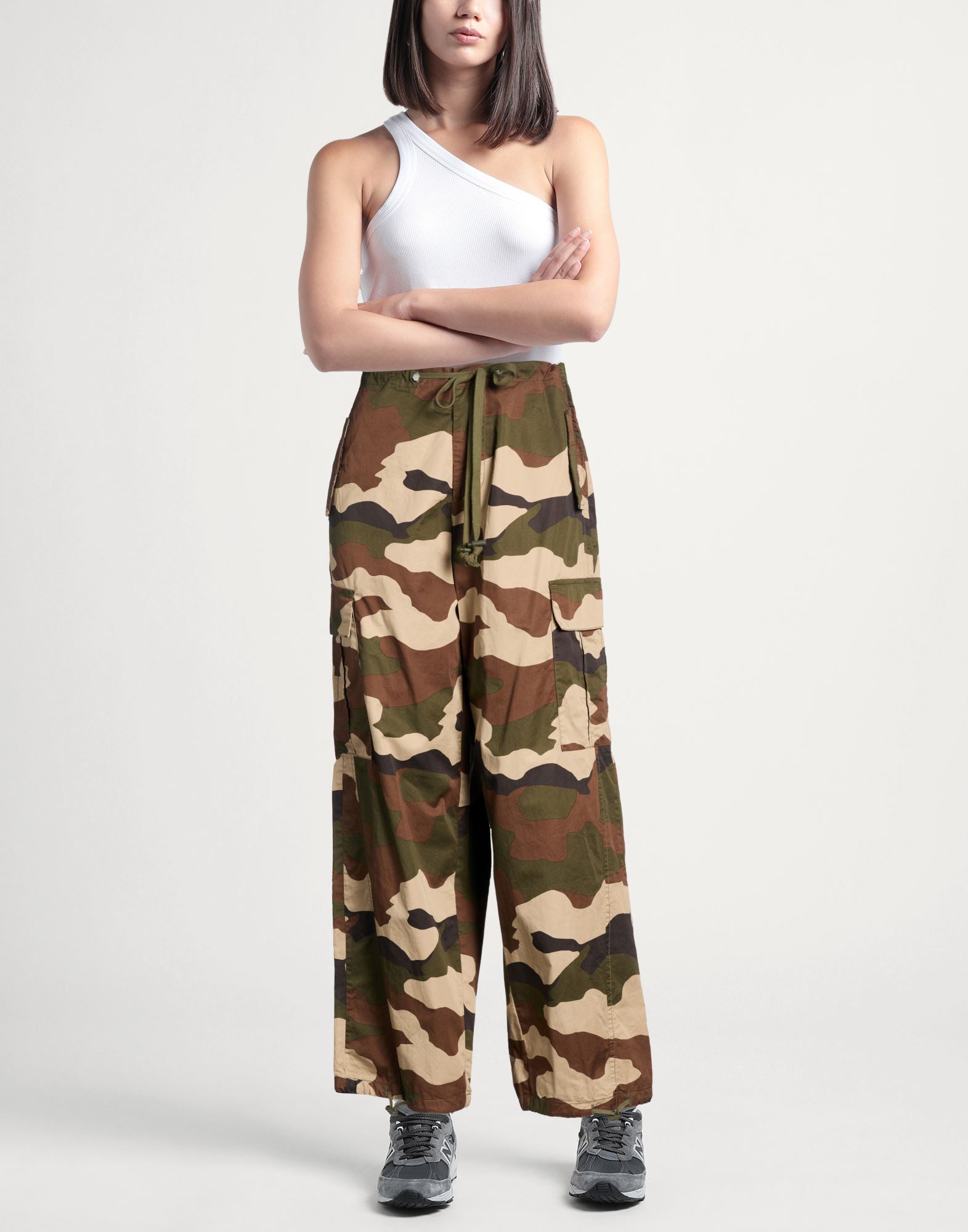  Good American - Hosen & Röcke - Hosen - On Yoox.com 