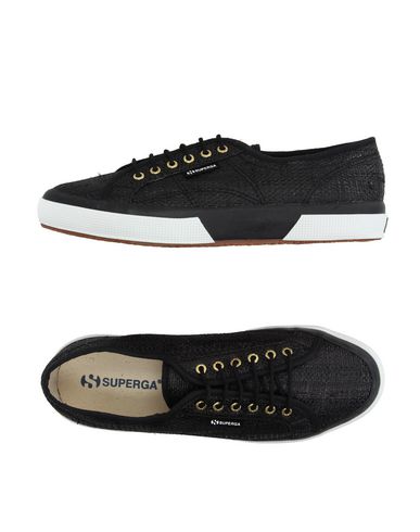 Низкие кеды и кроссовки Superga®