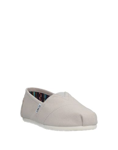 фото Низкие кеды и кроссовки Toms