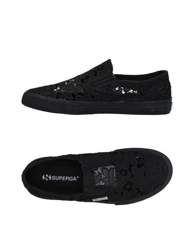 фото Низкие кеды и кроссовки superga