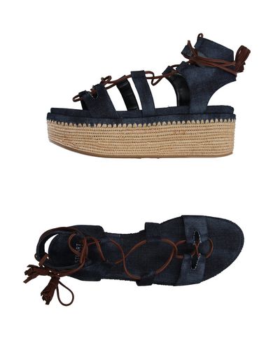 Сандалии Stuart Weitzman