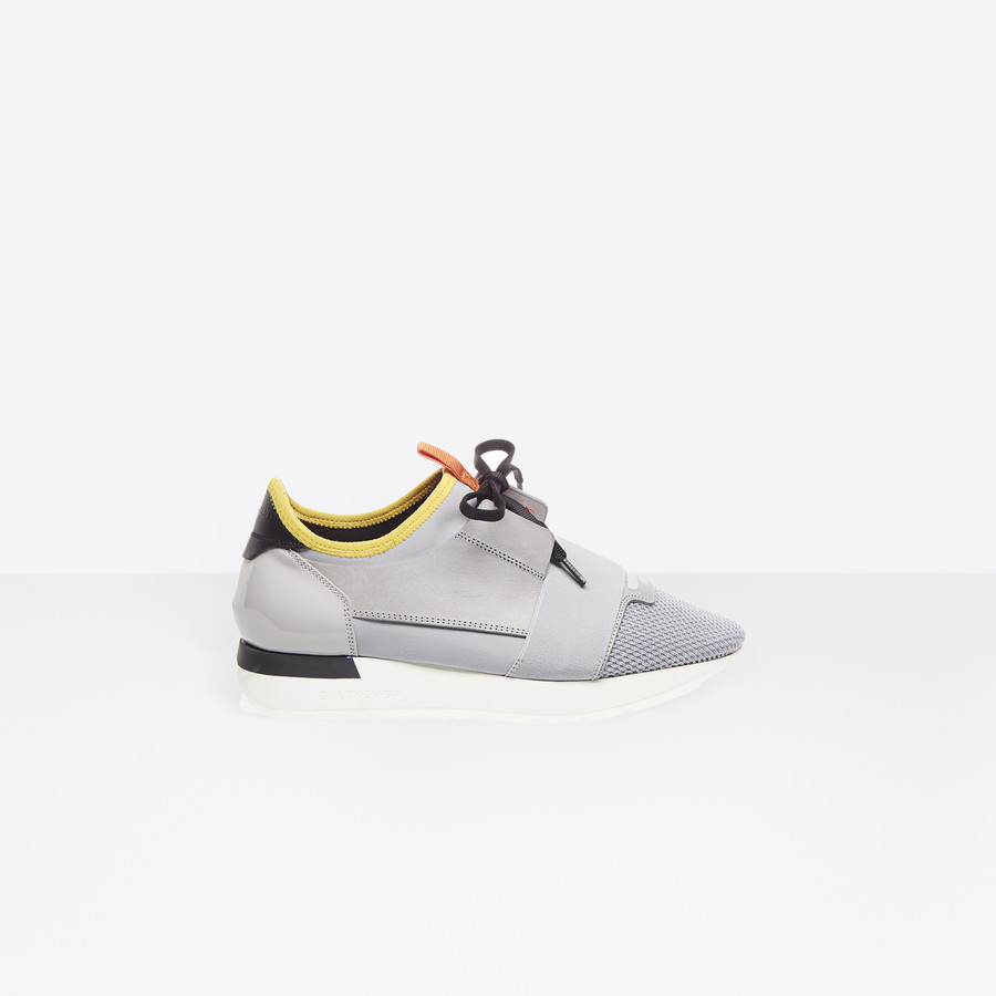 balenciaga race runner gold