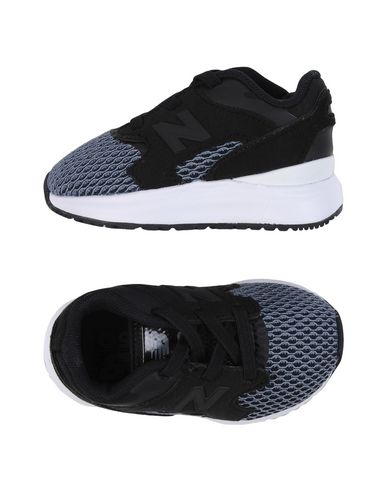 фото Низкие кеды и кроссовки New balance