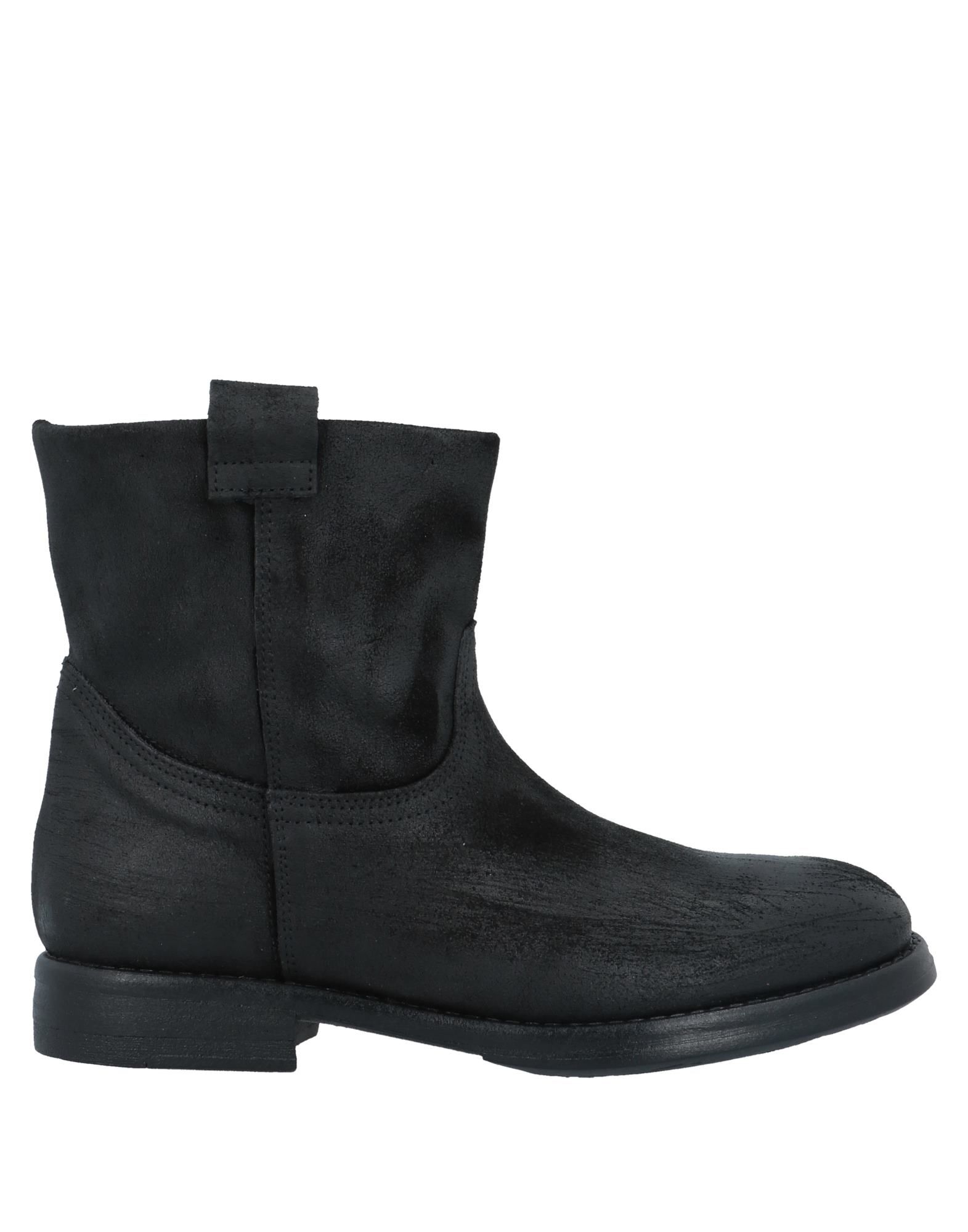 Creative Ankle Boots In Black